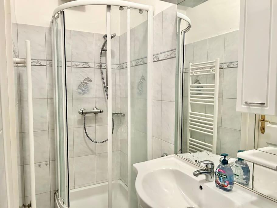 Apartment 50 M2 With Free Parking & Netflix Wien